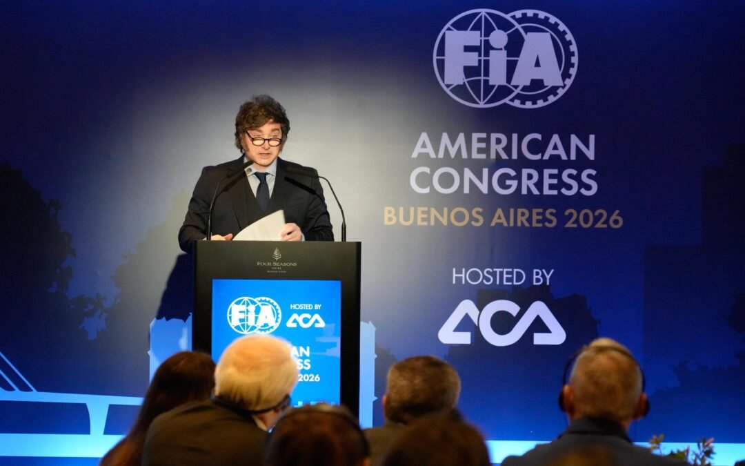 El presidente argentino, Javier Milei, y el presidente de la FIA, Mohammed Ben Sulayem, inauguran el Congreso Americano de la FIA en Buenos Aires